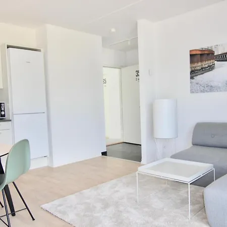 Apartment Great 1-bed Wbalcony By Harbour *